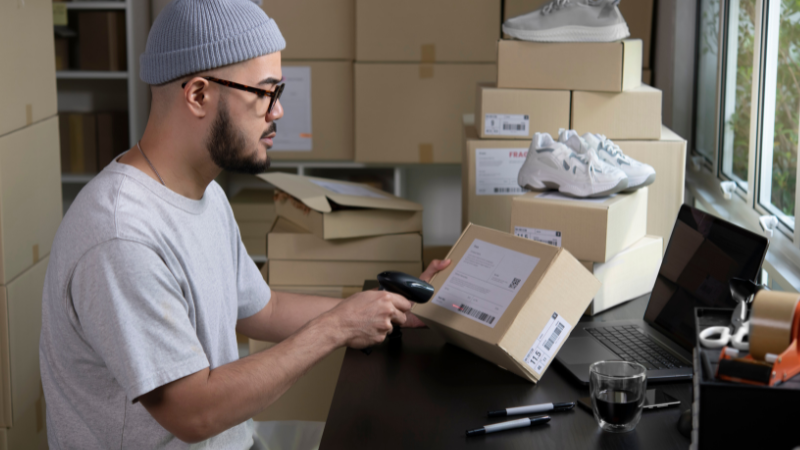 Etiquetagem para e-commerce: como organizar picking, embalagem e envio sem erros